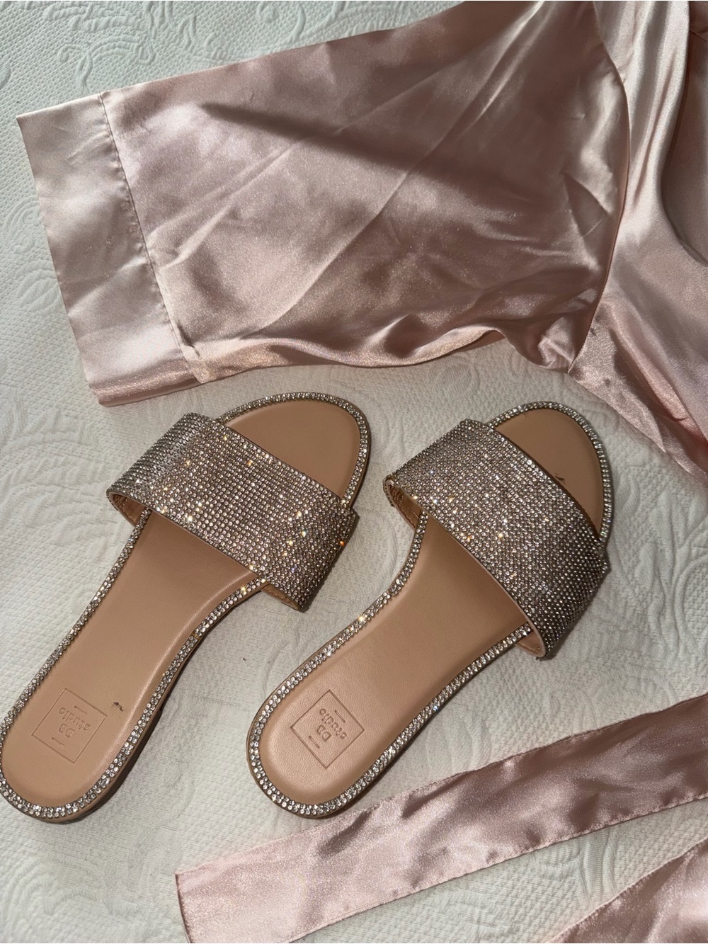 DB Studio Robe and Rhinestone Sandals Set - Picture 3 of 5